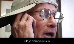 من بورها را به فاک کانال تلگرامی عکسهای سکسی و شلیک به دوربین دعوت می کنم