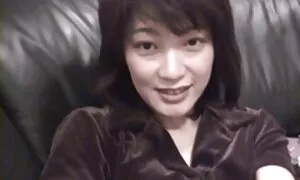 عزیزم مو قرمز بیدمشک خود ادرس کانال تلگرامی فیلم سکسی را با فالوس صورتی نوازش می کند