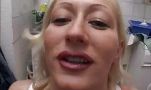 معشوقه موافقت می کانالهای تلگرامی سکس کند که مهمانی جنسی را شلیک کند