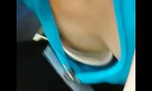 مادربزرگ نوه اش را به خاطر لینک کانال تلگرامی سکس سخنان کثیف گرفت و لیس زد