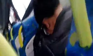 مرد کانال تلگرامی سکس خارجی جوانی را پشت یک مجله گرفت